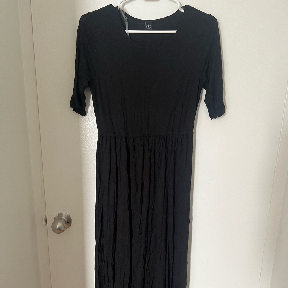 Black Elbow Sleeve Stretchy Maxi